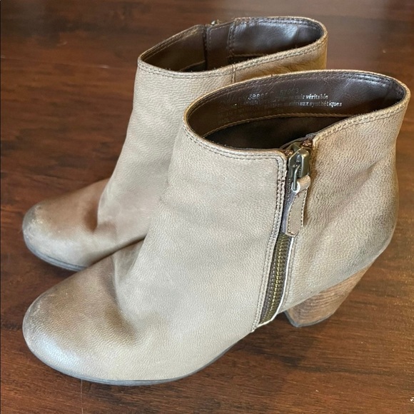 Genuine leather trolley bp womens 6m zipper block heel ankle booties taupe - Picture 4 of 5